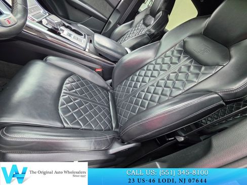 Used 2021 Audi SQ7 Premium Plus w/ Driver Assistance Package AWD/4WD image 13