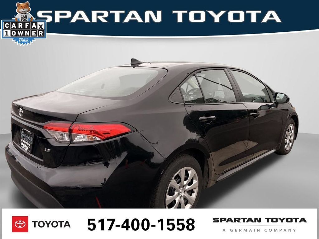 Used 2025 Toyota Corolla LE FWD image 7