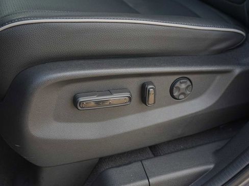 Used 2026 Honda Odyssey Elite image 12