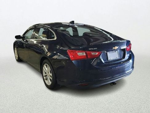 Used 2018 Chevrolet Malibu LT FWD image 4
