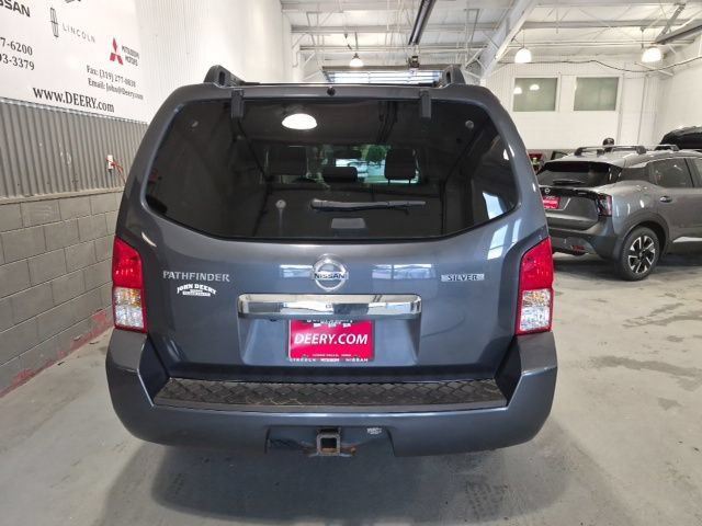Used 2011 Nissan Pathfinder Silver AWD/4WD image 4