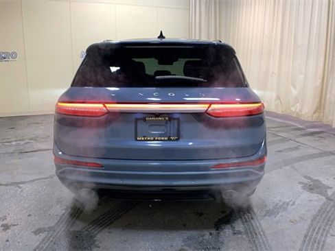 Used 2025 Lincoln Corsair Reserve w/ Equipment Group 202A image 4