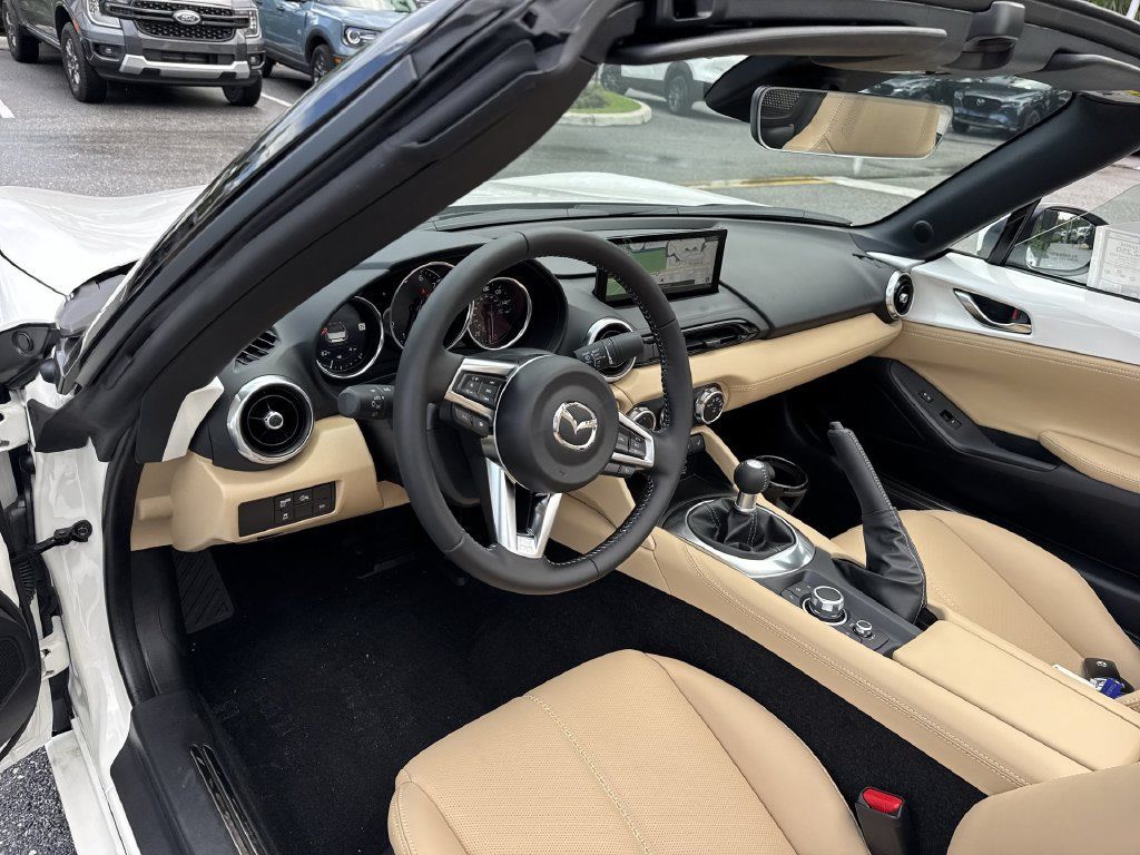 New 2026 MAZDA MX-5 Miata Grand Touring RWD image 18