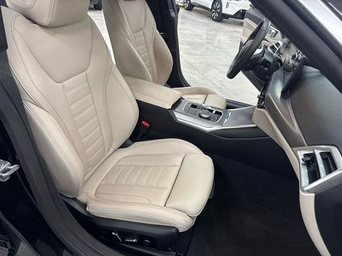 Used 2025 BMW i4 eDrive40 w/ Premium Package RWD image 19