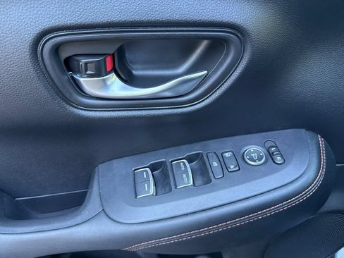 Certified 2024 Honda HR-V Sport image 5