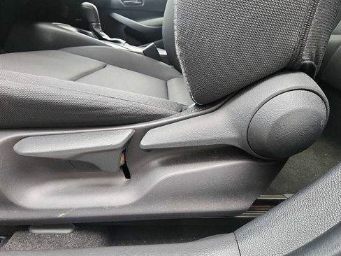 Used 2023 Toyota Corolla LE image 13