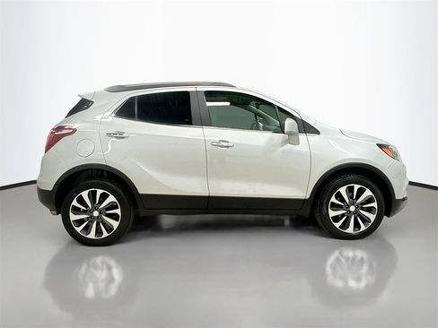 Used 2022 Buick Encore Preferred w/ Safety Package image 8