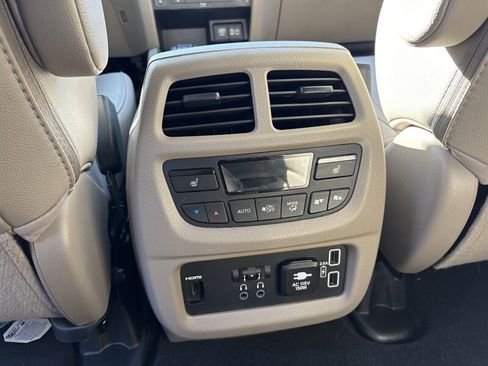 Used 2020 Honda Pilot Elite image 20