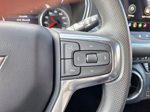 Used 2025 Chevrolet Blazer LT image 19