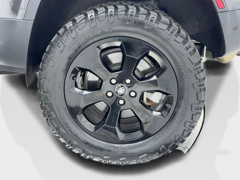 Used 2022 Land Rover Defender 110 SE image 58