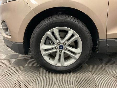 Used 2020 Ford Edge SEL w/ Convenience Package AWD/4WD image 8