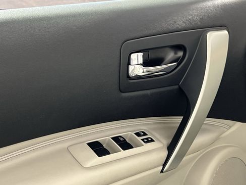 Used 2012 Nissan Rogue SL image 15