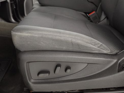 Used 2017 GMC Sierra 1500 SLE image 25