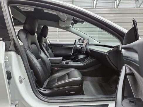 Used 2021 Tesla Model 3 Performance AWD/4WD image 15