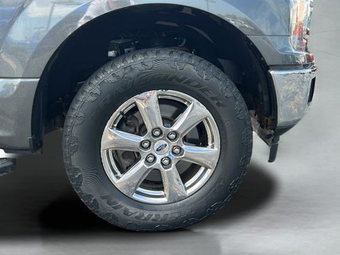 Used 2018 Ford F150 XLT w/ Equipment Group 302A Luxury AWD/4WD image 33