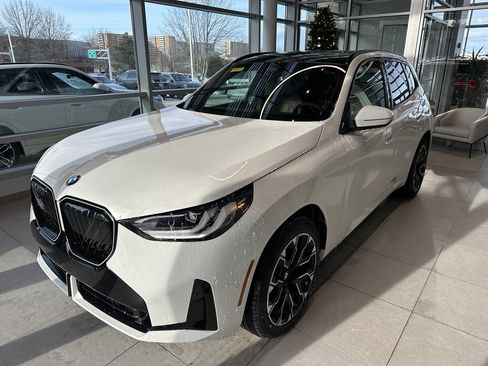 New 2026 BMW X3 xDrive30 w/ M Sport Package image 3