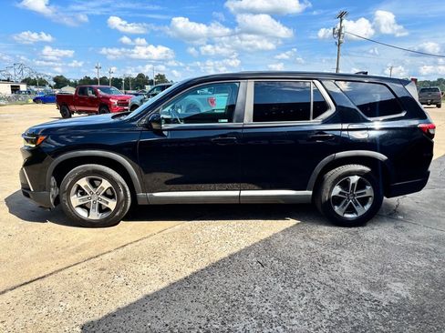 Used 2025 Honda Pilot EX-L image 4