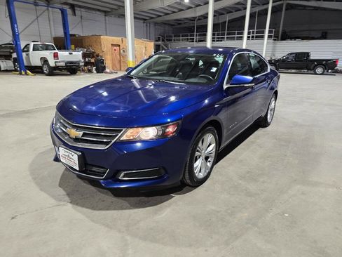 Used 2014 Chevrolet Impala LT w/ Convenience Package image 2