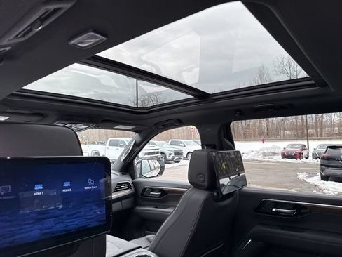 New 2026 Chevrolet Suburban High Country AWD/4WD image 63