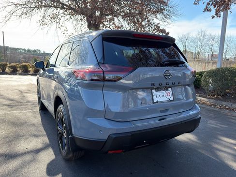 New 2026 Nissan Rogue SV image 5