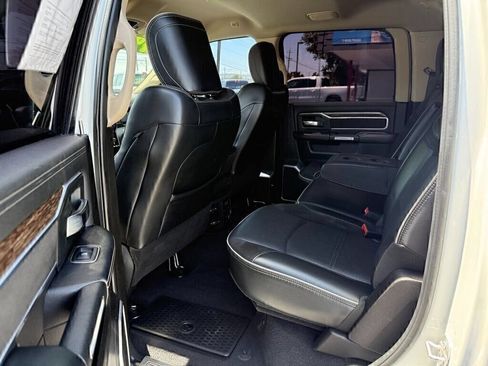 Used 2019 RAM 3500 Laramie AWD/4WD image 14