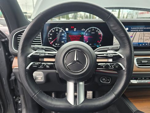 Used 2024 Mercedes-Benz GLS 450 4MATIC image 14