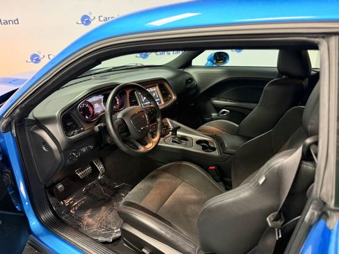 Used 2023 Dodge Challenger R/T w/ Plus Package RWD image 7