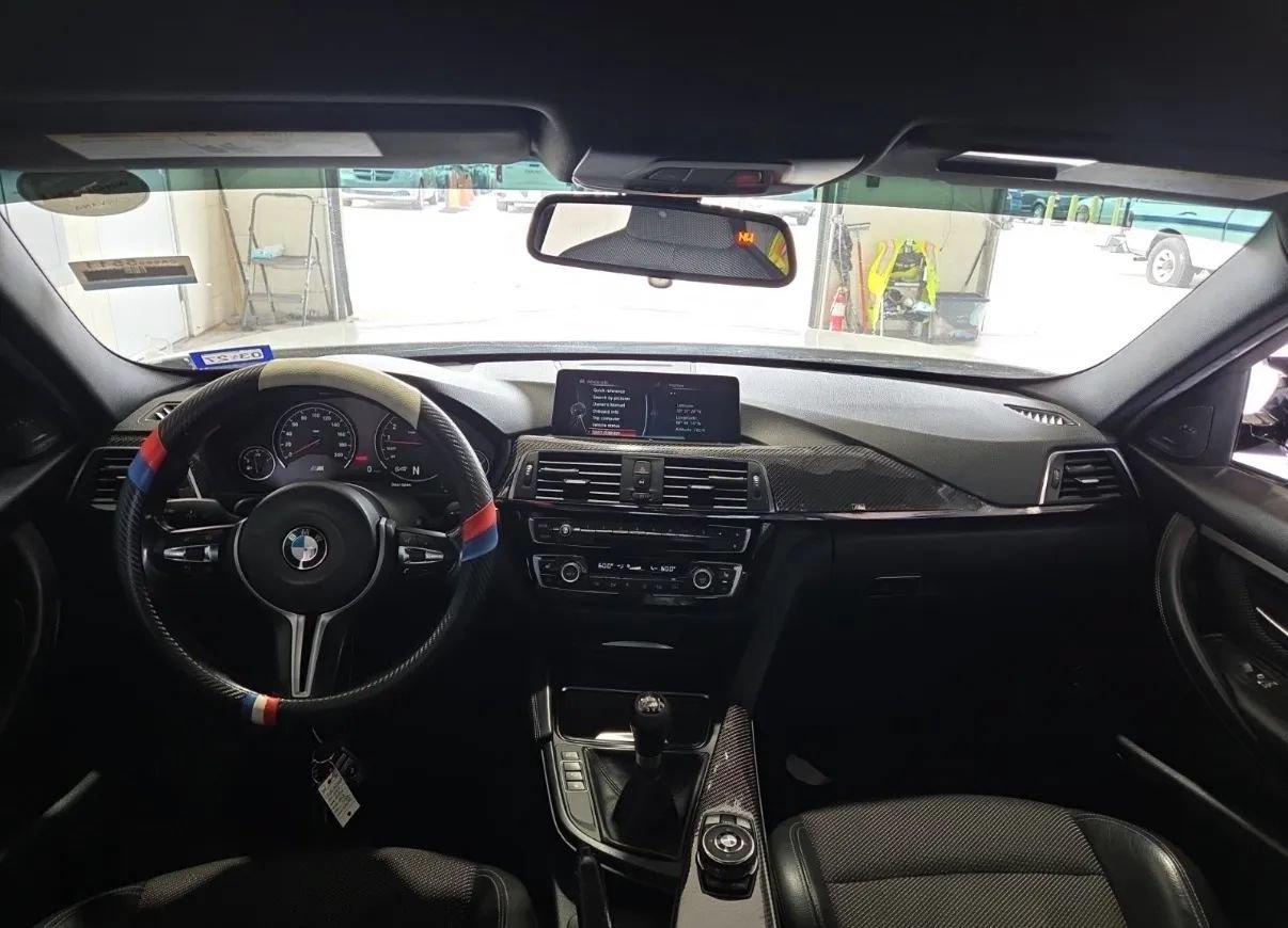 Used 2016 BMW M3 RWD image 8