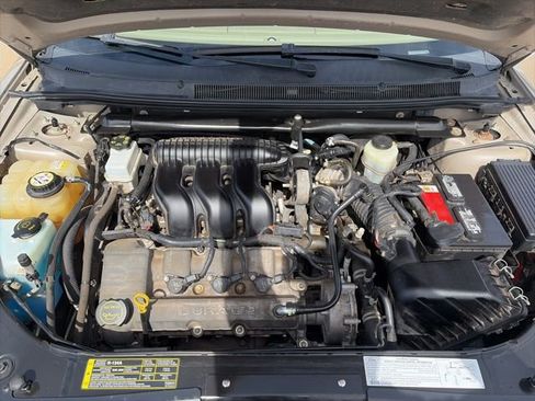 Used 2005 Mercury Montego Luxury image 17