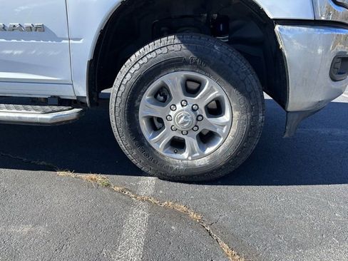 Used 2024 RAM 2500 Big Horn image 29