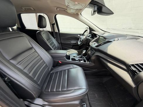 Used 2019 Ford Escape SEL AWD/4WD image 11