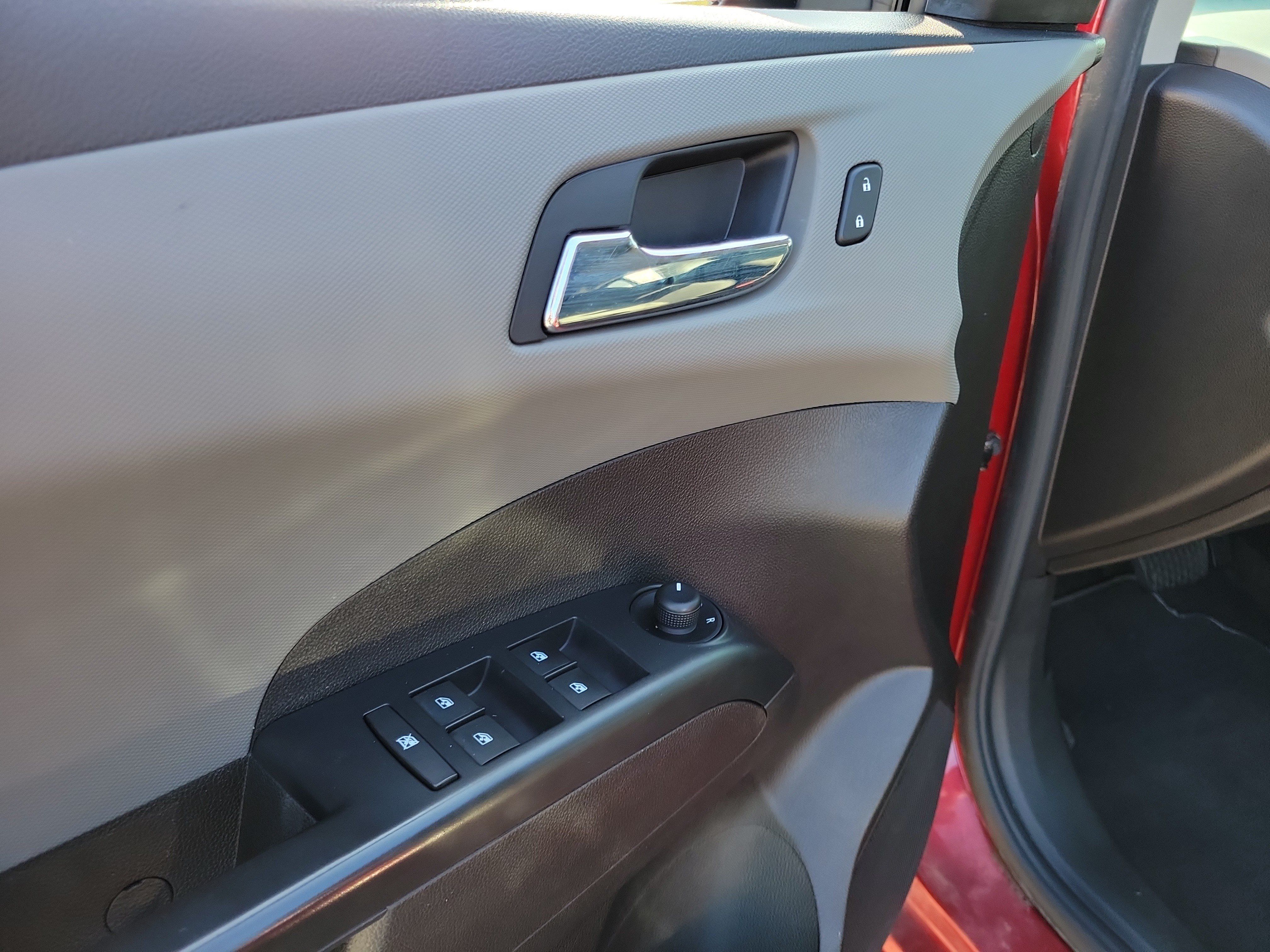 Used 2016 Chevrolet Sonic LT w/ Wheels and Fog Lamp Package FWD image 18