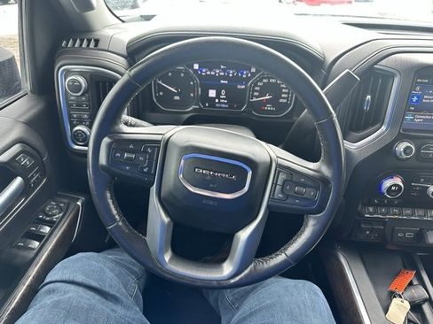 Used 2022 GMC Sierra 2500 Denali w/ Denali Ultimate Package image 12