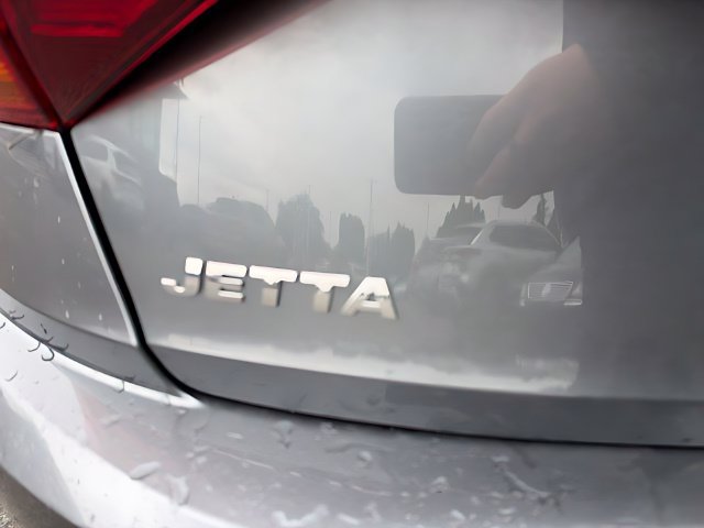 Used 2019 Volkswagen Jetta S w/ Driver Assistance Package FWD image 15