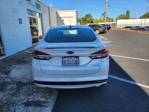 Used 2018 Ford Fusion Titanium FWD image 4