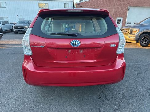 Used 2012 Toyota Prius V Two image 5