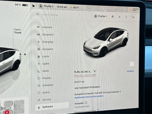 Used 2023 Tesla Model Y Performance image 30