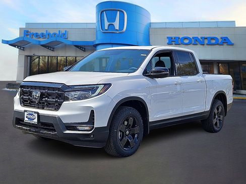 New 2026 Honda Ridgeline Black Edition image 2