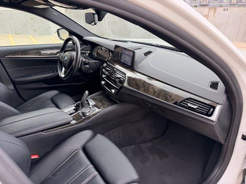 Used 2018 BMW 530e xDrive AWD/4WD image 20