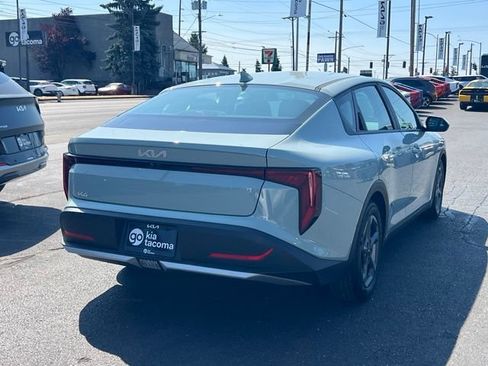 Certified 2025 Kia K4 FWD image 9