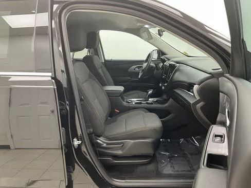 Certified 2021 Chevrolet Traverse LS FWD image 14