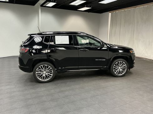 Used 2022 Jeep Compass Limited w/ Elite Group AWD/4WD image 6