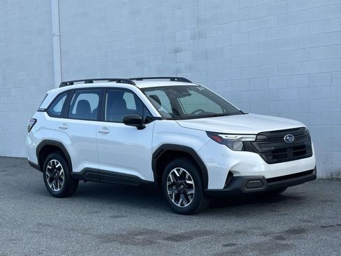 Certified 2025 Subaru Forester w/ Convenience Package #1 AWD/4WD image 7