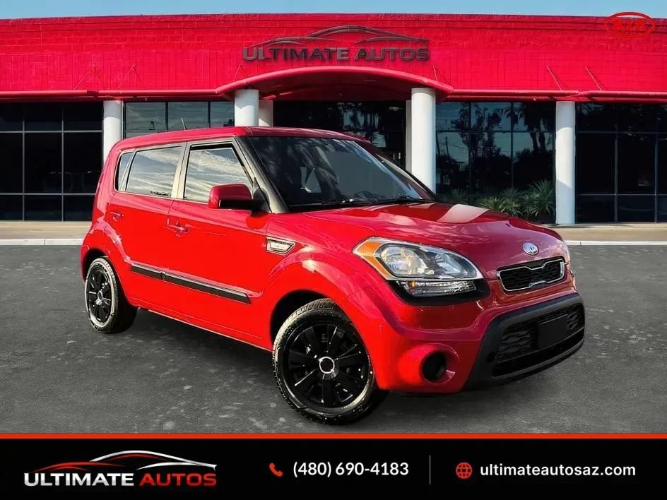 Used 2013 Kia Soul FWD image 1