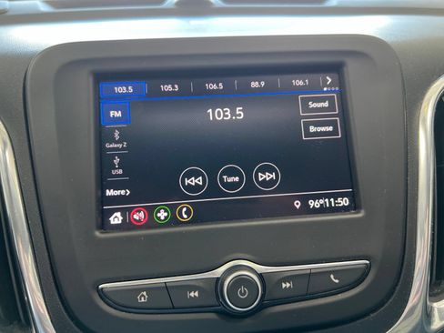 Used 2020 Chevrolet Equinox LS w/ LS Convenience Package FWD image 14
