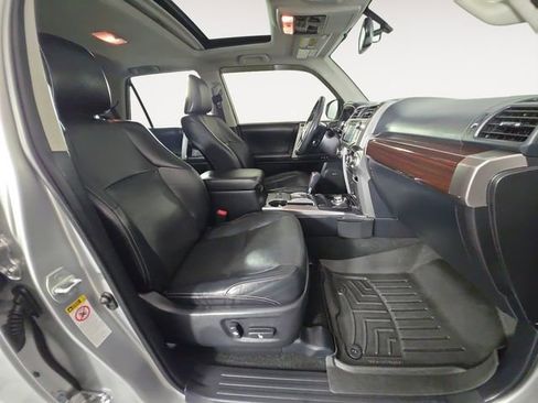 Used 2017 Toyota 4Runner Limited AWD/4WD image 15