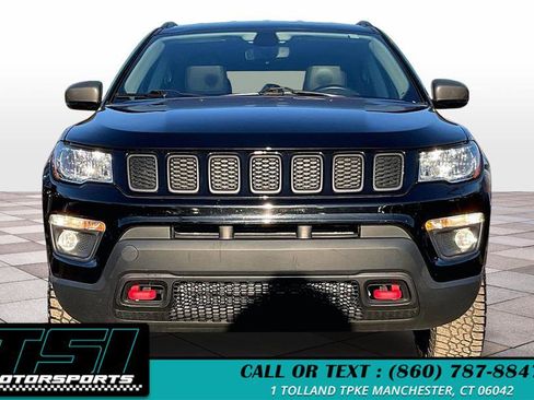 Used 2020 Jeep Compass Trailhawk image 3