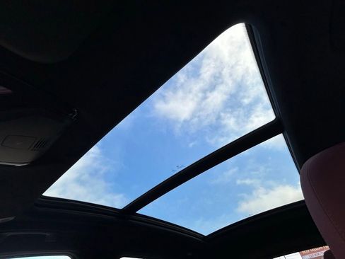 Used 2023 BMW X3 sDrive30i w/ M Sport Package image 41