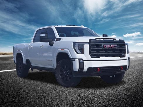 Used 2024 GMC Sierra 2500 AT4 w/ AT4 Premium Plus Package AWD/4WD image 2