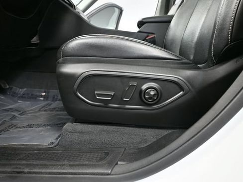 Used 2023 Jeep Grand Cherokee 4WD 4xe w/ Luxury Tech Group II image 23
